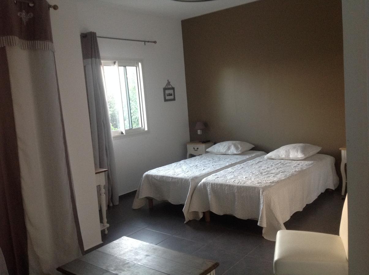 Bed and Breakfast Les Canneliers Сен-Лё Экстерьер фото